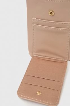 Γυναικεία Θήκες για γυναίκες Θηκη κινητού Aldo Yaegan μπεζ 8 Γυναικεία Θήκες για γυναίκες Θηκη κινητού Aldo Yaegan μπεζ -Aldo Sales Store unnamed file 2586