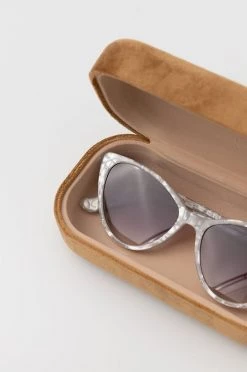 Γυναικεία Γυαλιά ηλίου Aldo Thussx χρώμα: άσπρο -Aldo Sales Store unnamed file 2732