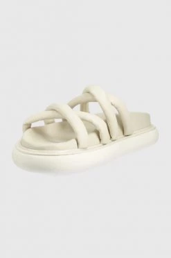 Γυναικεία Σαγιονάρες Δερμάτινες παντόφλες Aldo Kutshina χρώμα: άσπρο -Aldo Sales Store unnamed file 3665